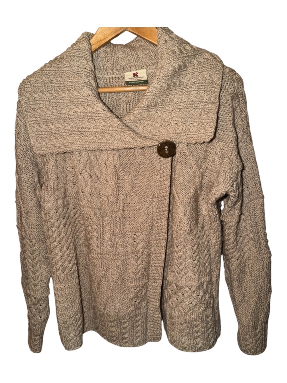 Carraigdonn Ireland Merino Wool Cardigan Sweater Cable Knit Carraig Donn